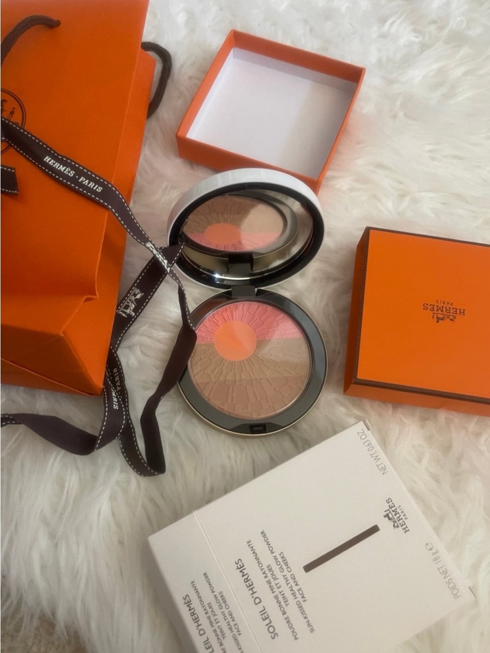 HERMES LIMITED EDITION Bronzer - Blush SOLD OUT EVERY WHERE ❤️